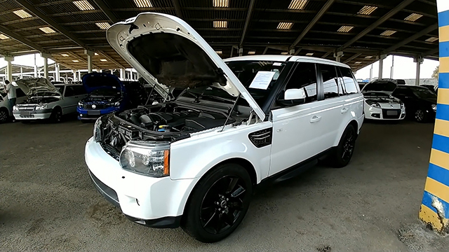 LOTE 057 Land Rover Range Rover Sport HSE