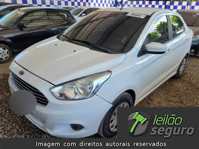 LOTE 092 FORD KA SEDAN